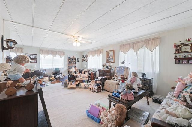 7469 DEARBORN AVENUE, Brooksville, FL 34613