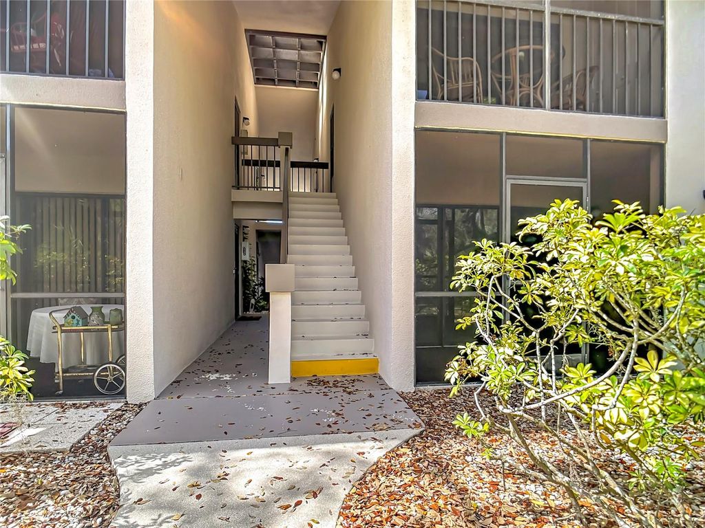 Image 3 of property listing at 1515 FORREST NELSON BOULEVARD J204, Port Charlotte, FL 33952