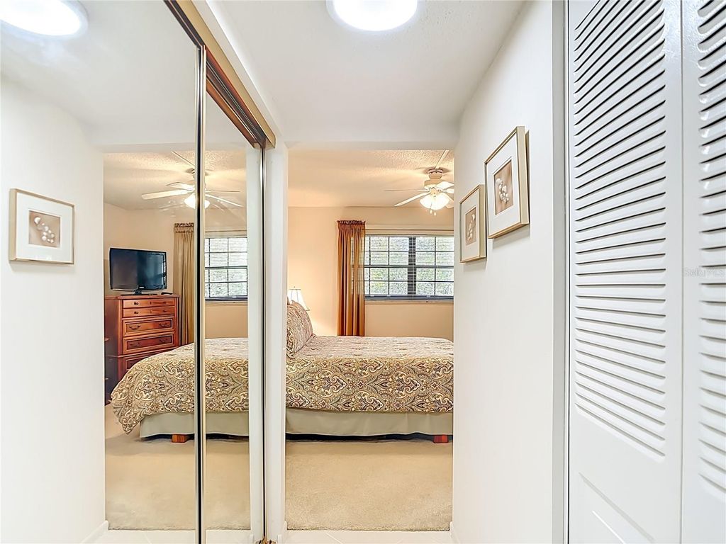 Image 23 of property listing at 1515 FORREST NELSON BOULEVARD J204, Port Charlotte, FL 33952