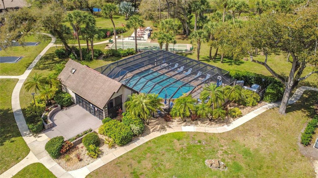 Image 35 of property listing at 1515 FORREST NELSON BOULEVARD J204, Port Charlotte, FL 33952