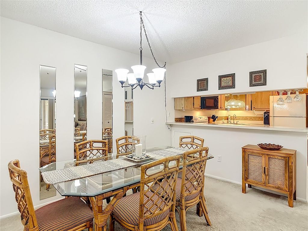 Image 9 of property listing at 1515 FORREST NELSON BOULEVARD J204, Port Charlotte, FL 33952