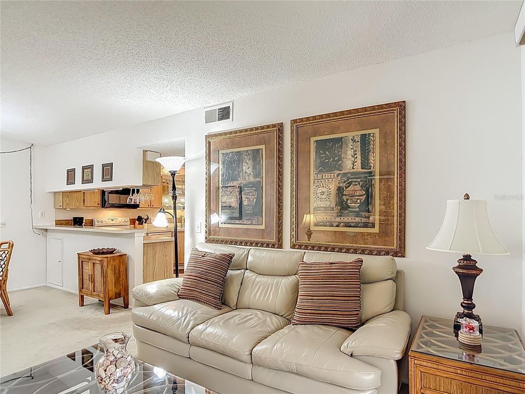 Image 10 of property listing at 1515 FORREST NELSON BOULEVARD J204, Port Charlotte, FL 33952