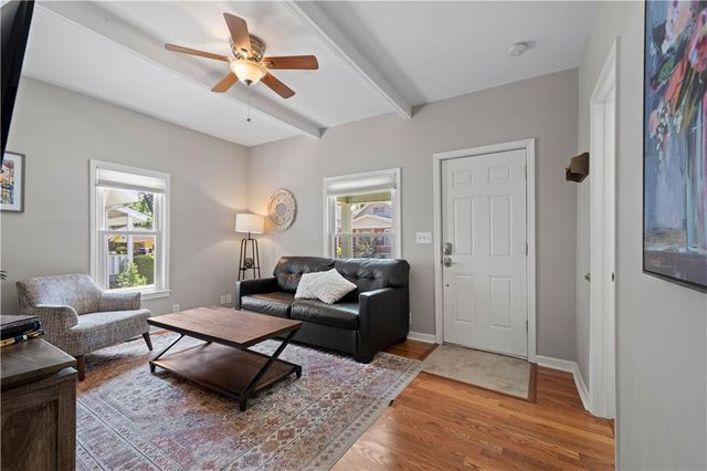 4409 Bell Street, Kansas City, MO 64111