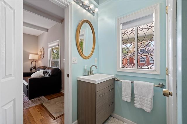4409 Bell Street, Kansas City, MO 64111