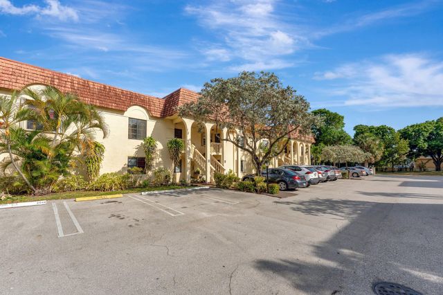 138 S Cypress Road 224, Pompano Beach, FL 33060