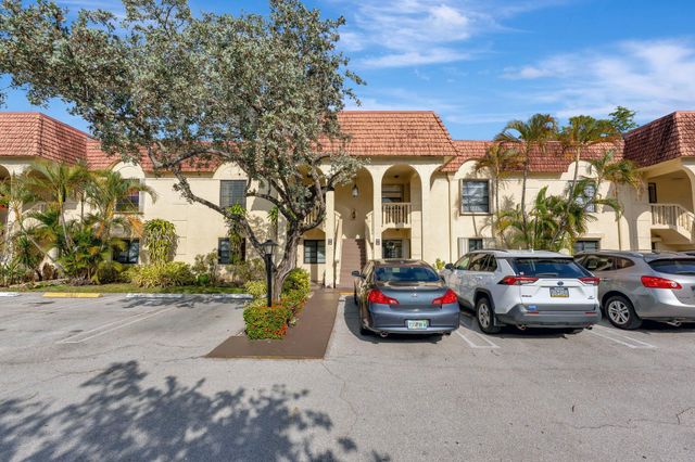 138 S Cypress Road 224, Pompano Beach, FL 33060