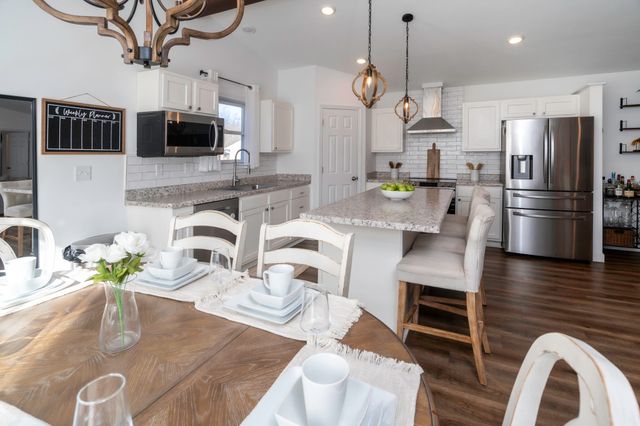 122 Keeneland Drive, Williamstown, KY 41097