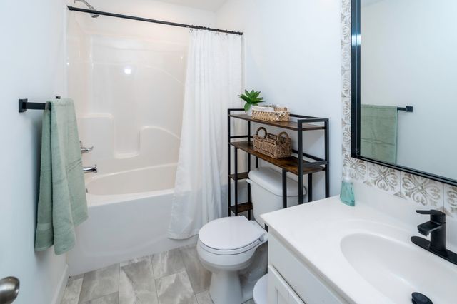 122 Keeneland Drive, Williamstown, KY 41097