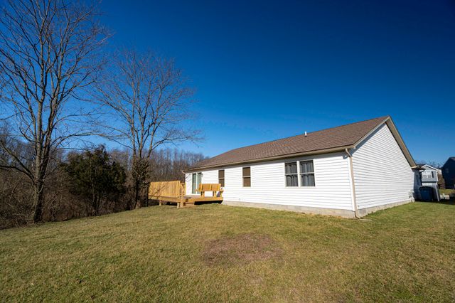 122 Keeneland Drive, Williamstown, KY 41097