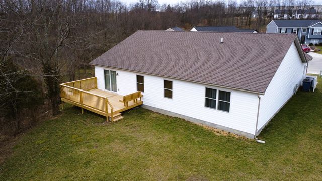 122 Keeneland Drive, Williamstown, KY 41097
