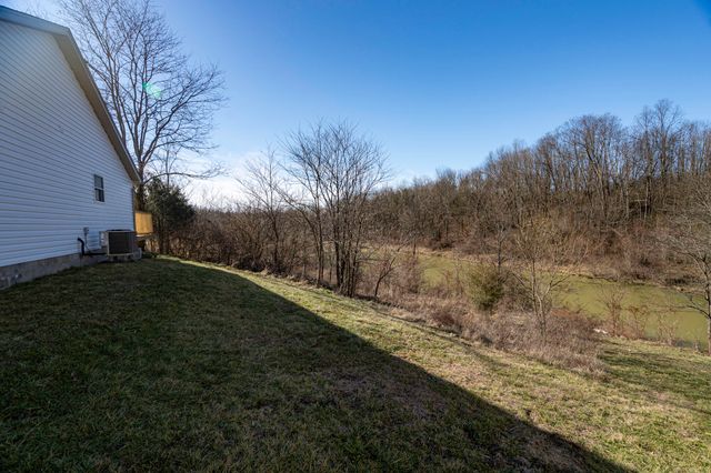 122 Keeneland Drive, Williamstown, KY 41097