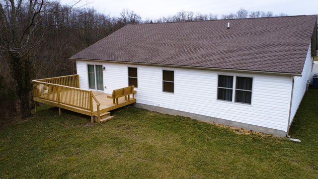 122 Keeneland Drive, Williamstown, KY 41097