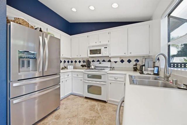 1549 Spring Creek Lane, Oceanside, CA 92057