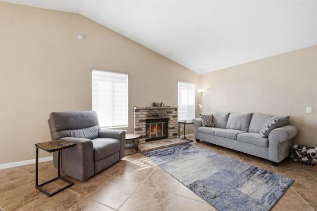 1549 Spring Creek Lane, Oceanside, CA 92057