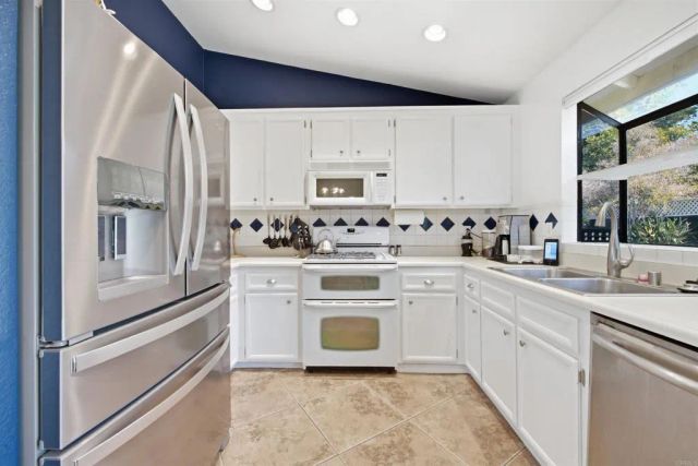 1549 Spring Creek Lane, Oceanside, CA 92057