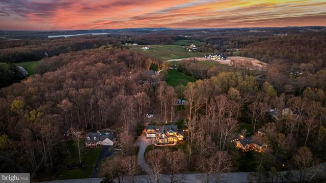 95 SHADY LN, Hanover, PA 17331