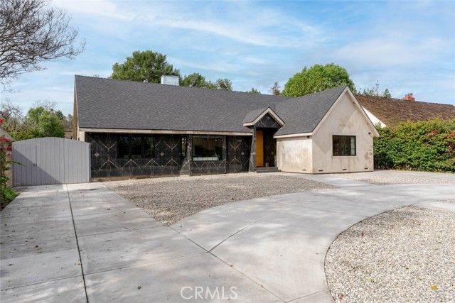 6849 Firmament Avenue, Van Nuys (los Angeles), CA 91406