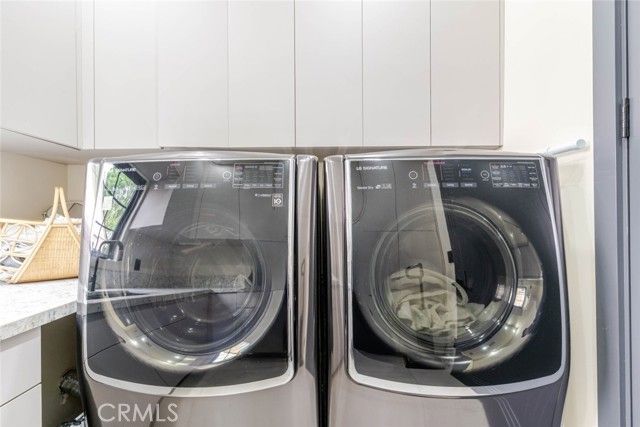 6849 Firmament Avenue, Van Nuys (los Angeles), CA 91406