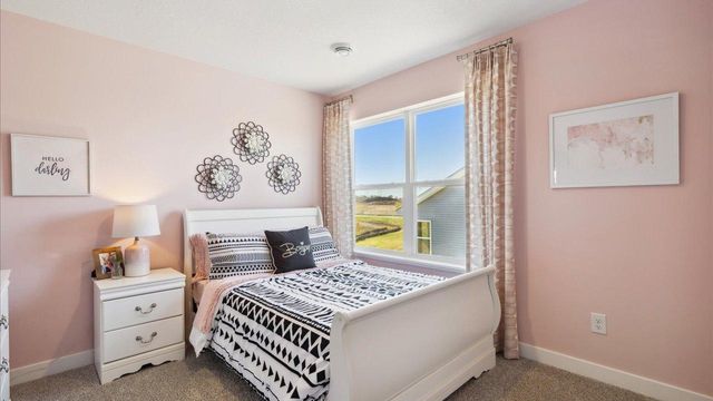 17066 Draper Way, Lakeville, MN 55044