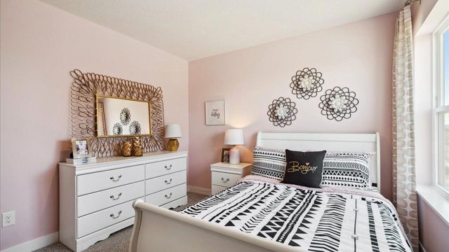 17066 Draper Way, Lakeville, MN 55044