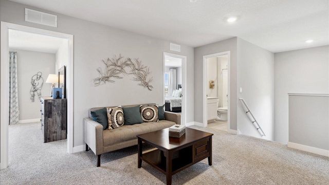 17066 Draper Way, Lakeville, MN 55044