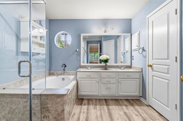 166 S Hollylaurel Circle, The Woodlands, TX 77382