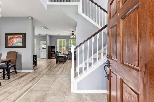 166 S Hollylaurel Circle, The Woodlands, TX 77382