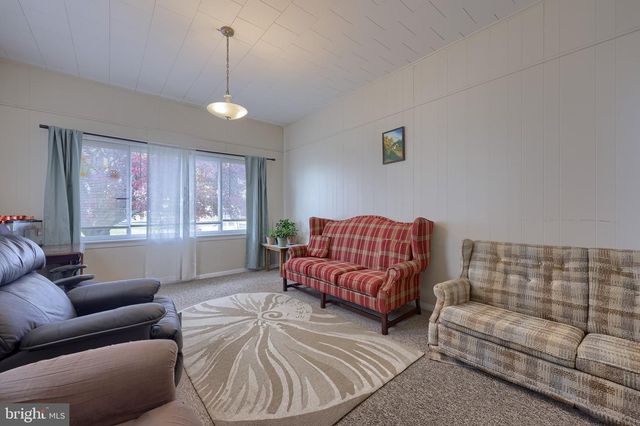 1258 MAIN ST, East Earl, PA 17519