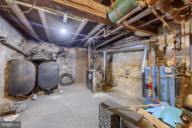 1258 MAIN ST, East Earl, PA 17519