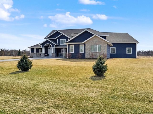 S101W33315 Genevieve DRIVE, Mukwonago, WI 53149