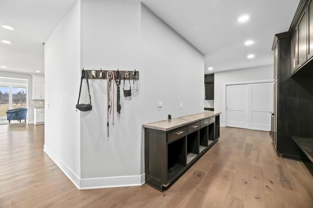 S101W33315 Genevieve DRIVE, Mukwonago, WI 53149