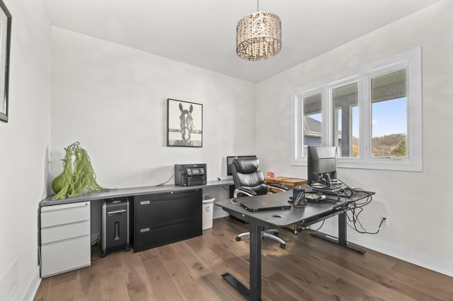 S101W33315 Genevieve DRIVE, Mukwonago, WI 53149