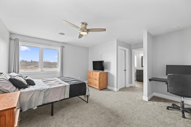 S101W33315 Genevieve DRIVE, Mukwonago, WI 53149