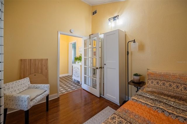 601 E CHARLES STREET, Lakeland, FL 33803