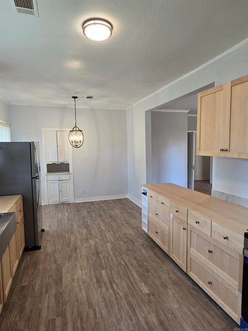 1840 S Oak Street, Pine Bluff, AR 71601