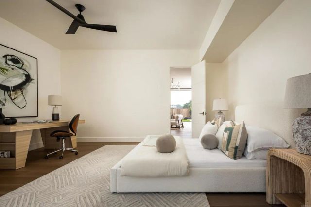601 N Cedros Avenue, Solana Beach, CA 92075
