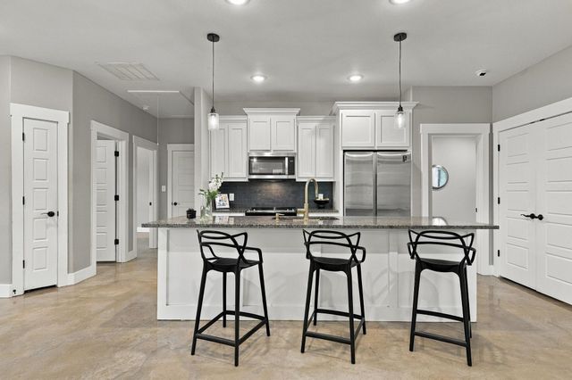 225 E Washington Street, Denison, TX 75021