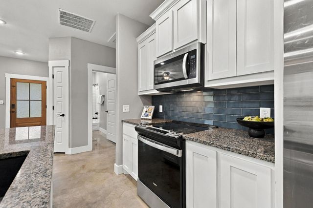 225 E Washington Street, Denison, TX 75021