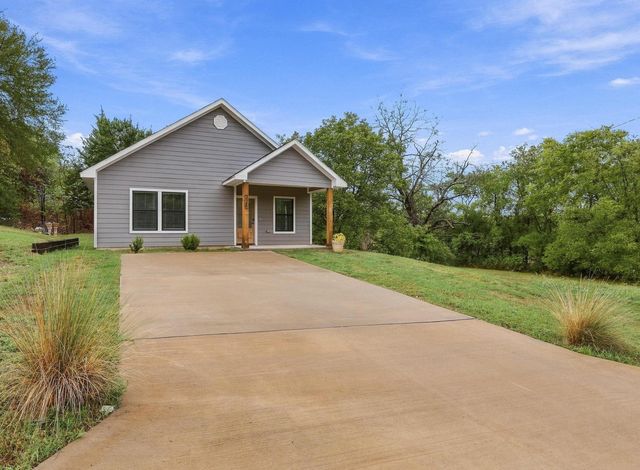 225 E Washington Street, Denison, TX 75021