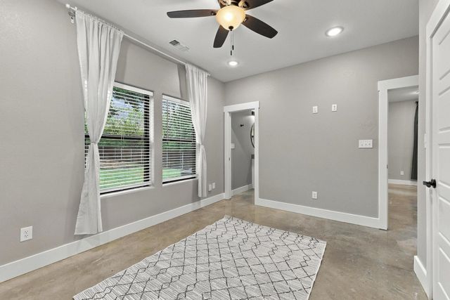 225 E Washington Street, Denison, TX 75021