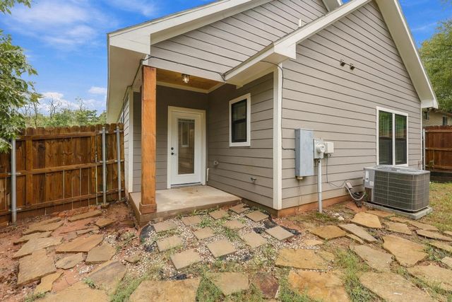 225 E Washington Street, Denison, TX 75021