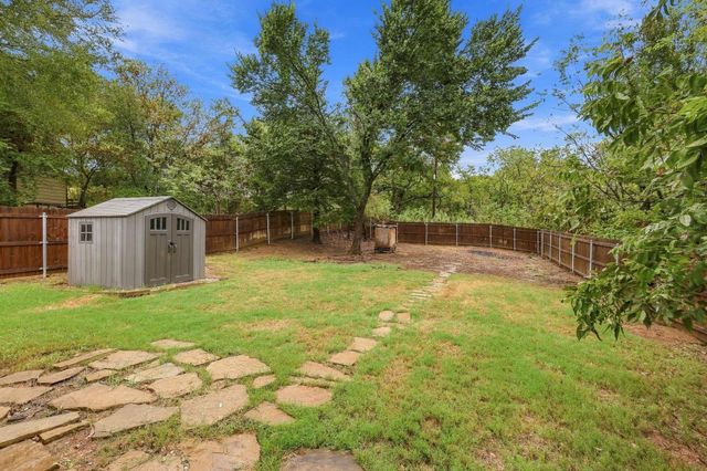 225 E Washington Street, Denison, TX 75021