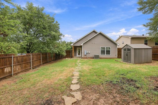 225 E Washington Street, Denison, TX 75021