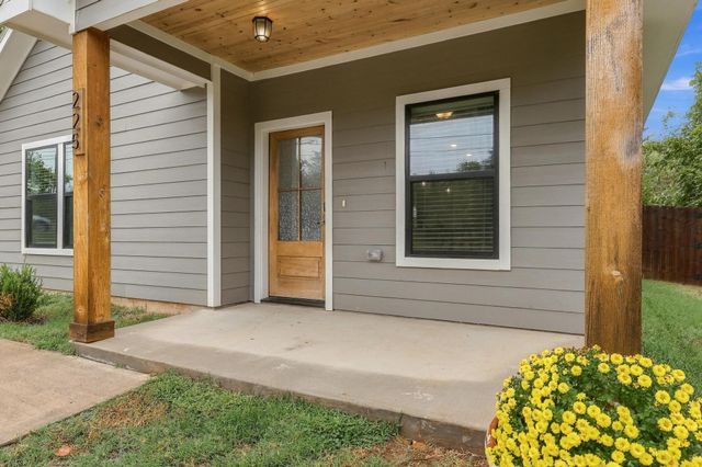 225 E Washington Street, Denison, TX 75021