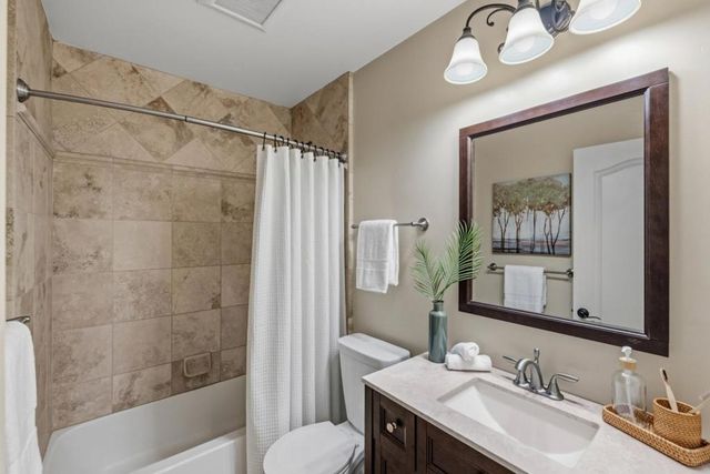 668 Alice Street, Monterey, CA 93940