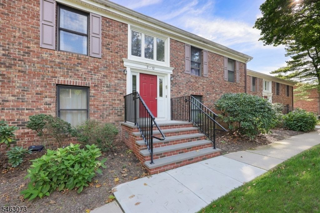 11 Sunrise Drive, Long Hill Twp., NJ 07933 — exterior