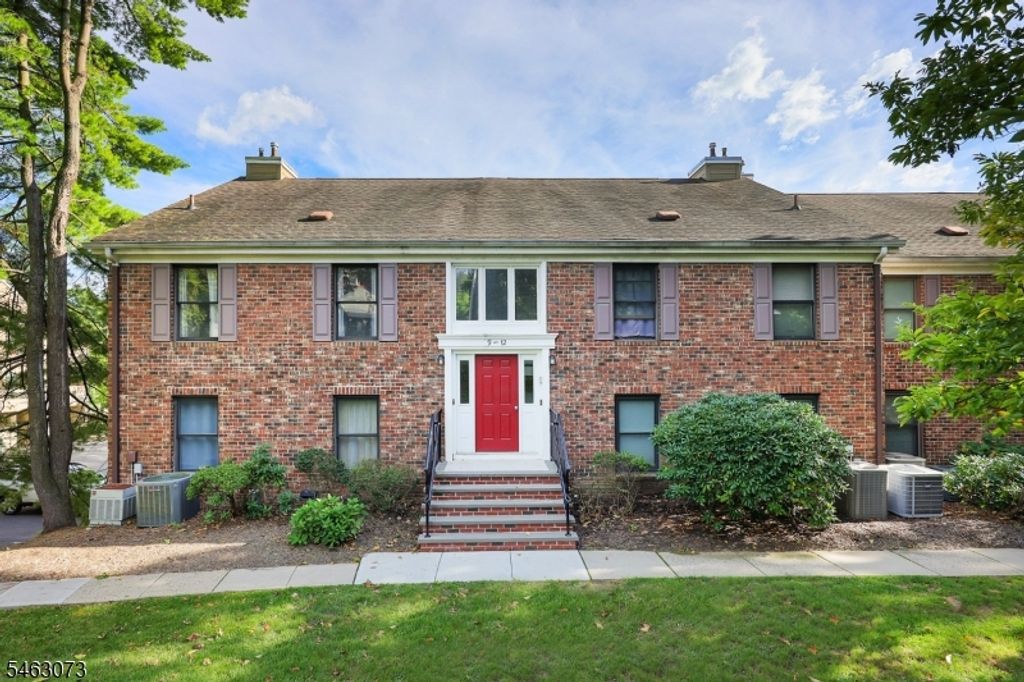 11 Sunrise Drive, Long Hill Twp., NJ 07933 — photo 2