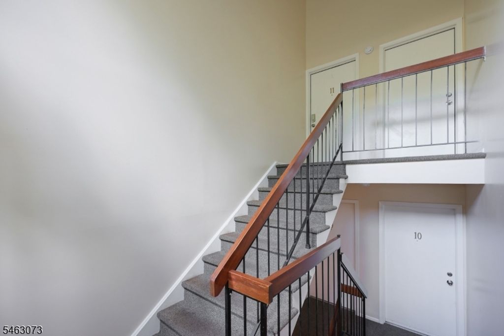 11 Sunrise Drive, Long Hill Twp., NJ 07933 — photo 3