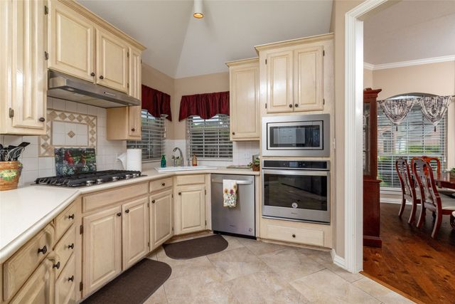 5005 Shadowood Road, Colleyville, TX 76034
