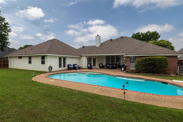 5005 Shadowood Road, Colleyville, TX 76034